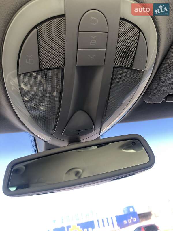 Седан Mercedes-Benz E-Class 2003 в Белой Церкви