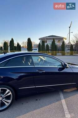 Купе Mercedes-Benz E-Class 2016 в 