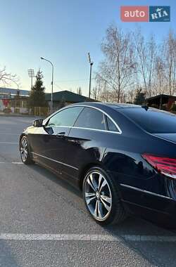 Купе Mercedes-Benz E-Class 2016 в 
