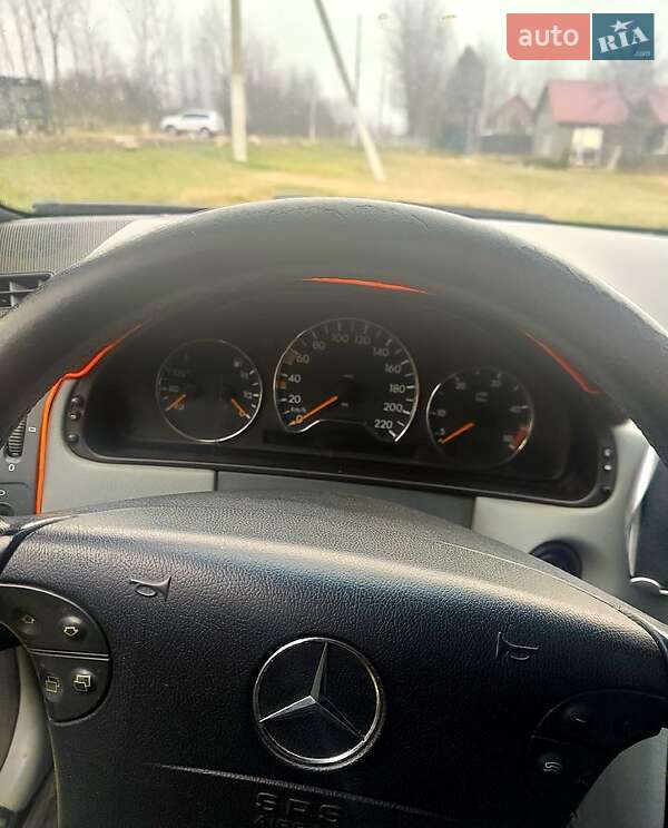 Седан Mercedes-Benz E-Class 1999 в Березовке