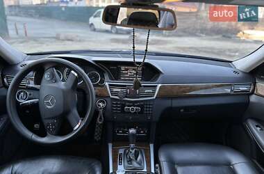 Седан Mercedes-Benz E-Class 2012 в 