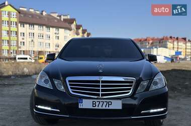 Седан Mercedes-Benz E-Class 2012 в 