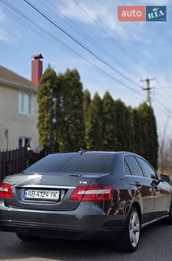 Седан Mercedes-Benz E-Class 2012 в Виннице