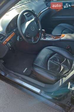 Седан Mercedes-Benz E-Class 2005 в 