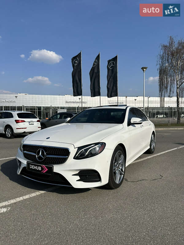 Седан Mercedes-Benz E-Class 2017 в Києві