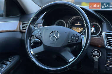 Седан Mercedes-Benz E-Class 2012 в 