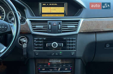 Седан Mercedes-Benz E-Class 2012 в 