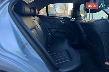 Седан Mercedes-Benz E-Class 2012 в 