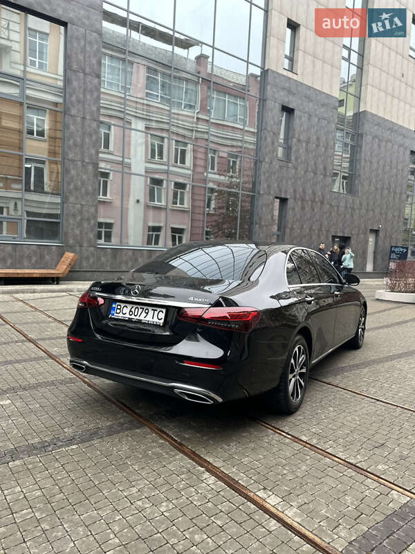 Седан Mercedes-Benz E-Class 2020 в Киеве