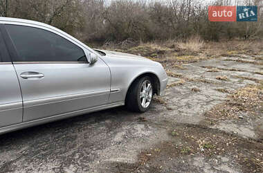 Седан Mercedes-Benz E-Class 2004 в 