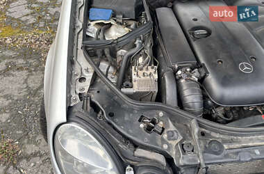 Седан Mercedes-Benz E-Class 2004 в 