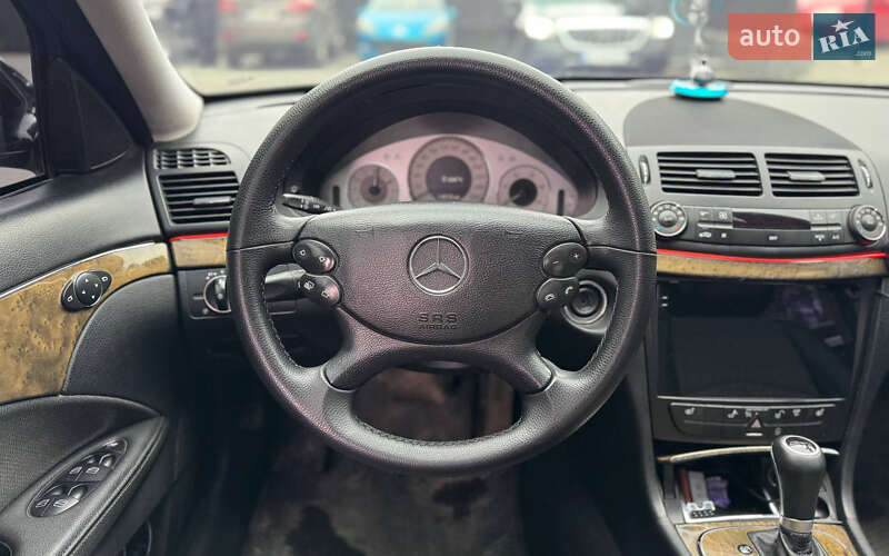 Седан Mercedes-Benz E-Class 2007 в Чернівцях