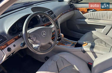 Седан Mercedes-Benz E-Class 2002 в 