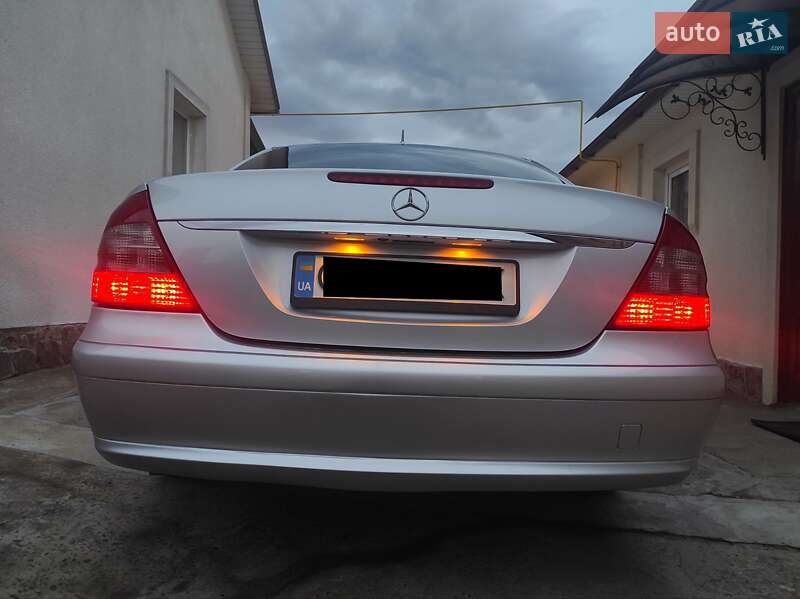 Седан Mercedes-Benz E-Class 2007 в Черновцах