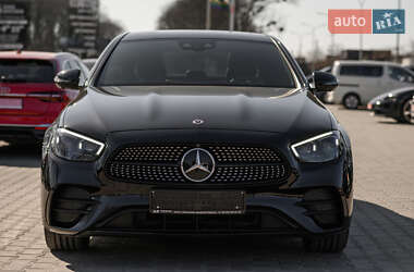 Седан Mercedes-Benz E-Class 2021 в 