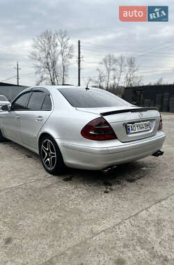 Седан Mercedes-Benz E-Class 2002 в Тересве