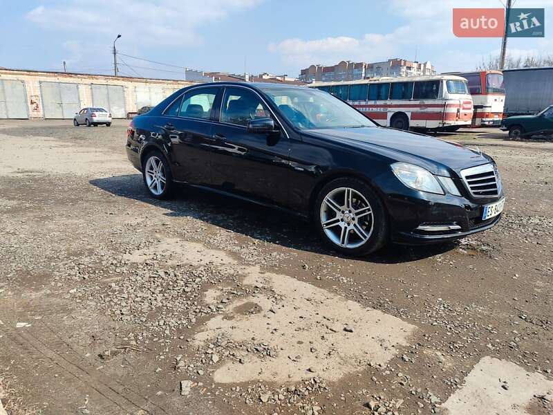 Mercedes-Benz E-Class 2012