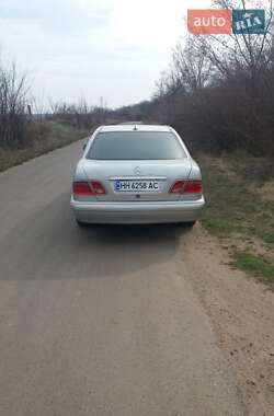 Седан Mercedes-Benz E-Class 1999 в 