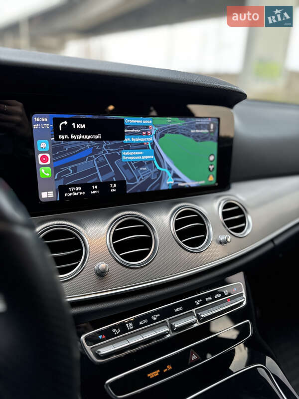 Универсал Mercedes-Benz E-Class 2017 в Киеве