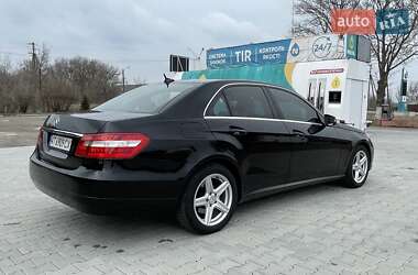 Седан Mercedes-Benz E-Class 2012 в 