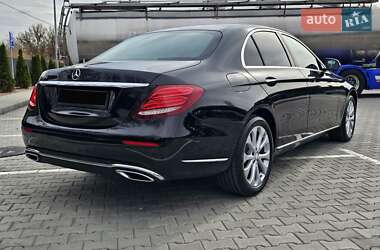 Седан Mercedes-Benz E-Class 2016 в 