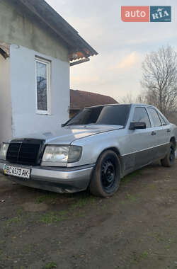 Седан Mercedes-Benz E-Class 1989 в 