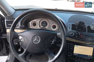 Седан Mercedes-Benz E-Class 2004 в 