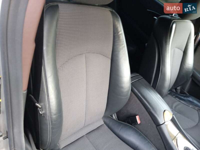 Седан Mercedes-Benz E-Class 2004 в Гайсину