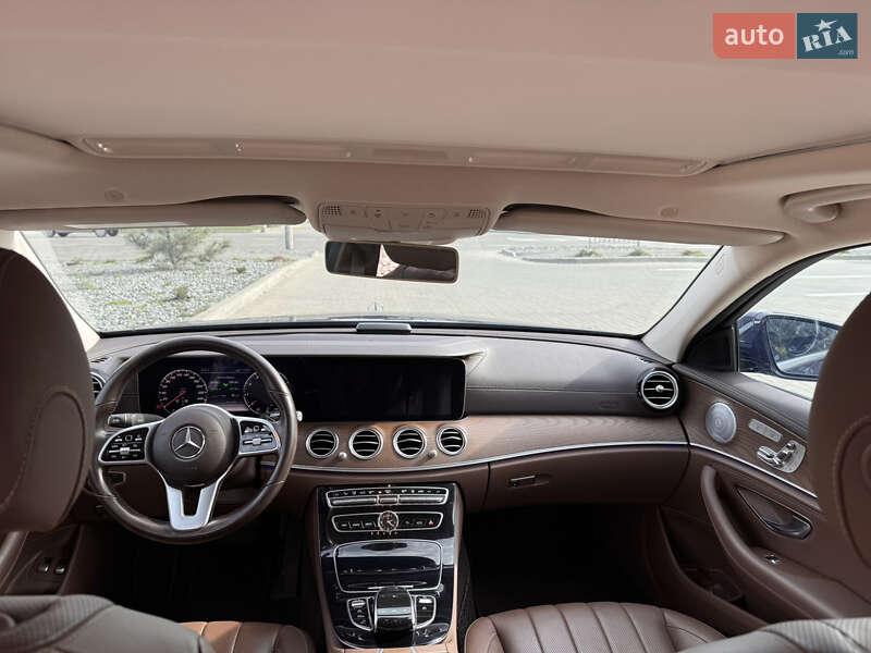 Седан Mercedes-Benz E-Class 2018 в Днепре фото 8 Седан Mercedes-Benz E-Class 2018 в Днепре