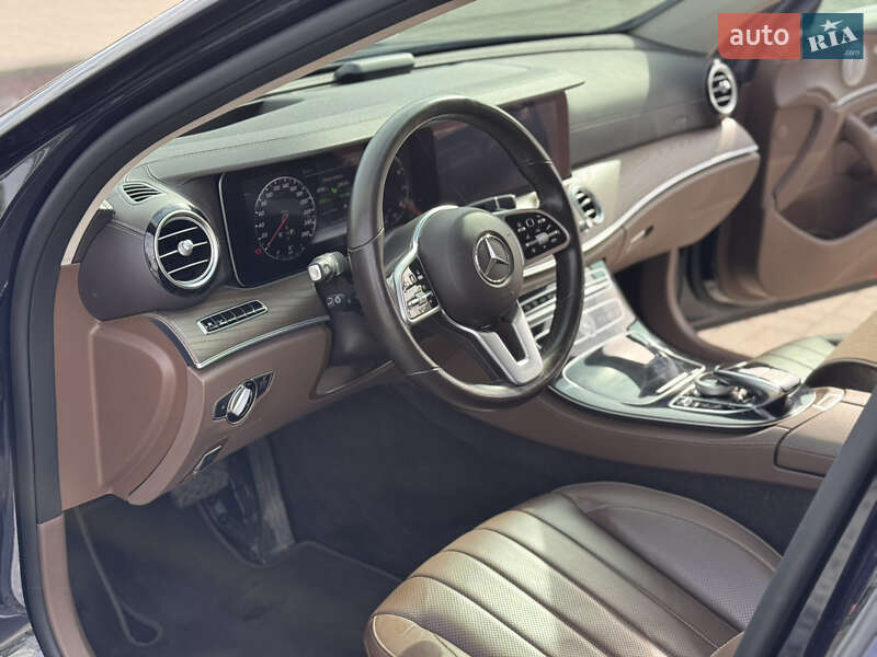 Седан Mercedes-Benz E-Class 2018 в Днепре фото 15 Седан Mercedes-Benz E-Class 2018 в Днепре