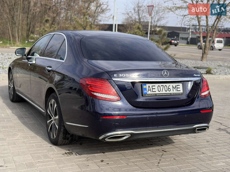 Седан Mercedes-Benz E-Class 2018 в Днепре фото 19 Седан Mercedes-Benz E-Class 2018 в Днепре