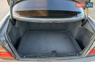 Седан Mercedes-Benz E-Class 2001 в 
