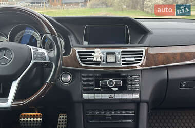 Седан Mercedes-Benz E-Class 2014 в 