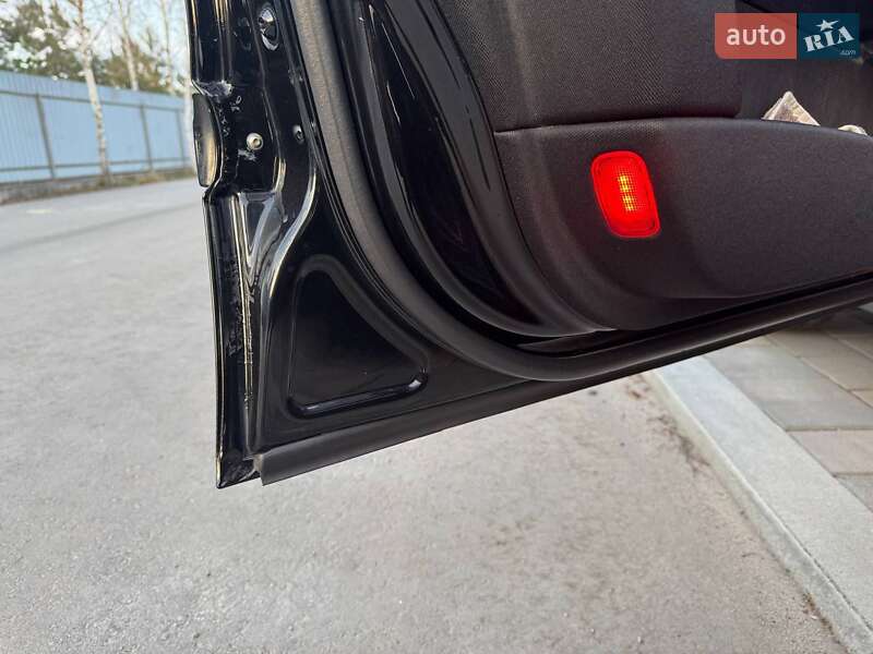 Універсал Mercedes-Benz E-Class 2008 в Полтаві