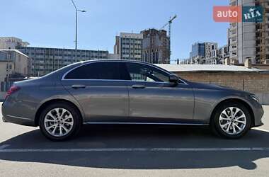 Седан Mercedes-Benz E-Class 2018 в 