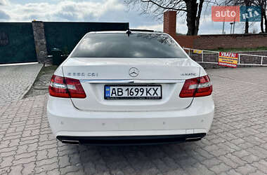 Седан Mercedes-Benz E-Class 2012 в 