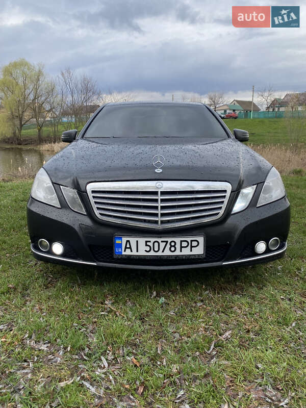 Седан Mercedes-Benz E-Class 2011 в Белой Церкви фото 2 Седан Mercedes-Benz E-Class 2011 в Белой Церкви