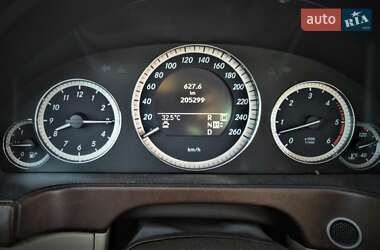 Седан Mercedes-Benz E-Class 2010 в 