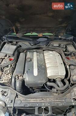 Седан Mercedes-Benz E-Class 2002 в 