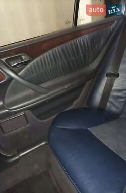 Седан Mercedes-Benz E-Class 1999 в 