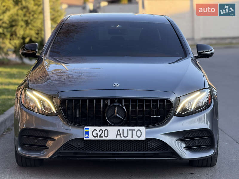 Седан Mercedes-Benz E-Class 2017 в Києві