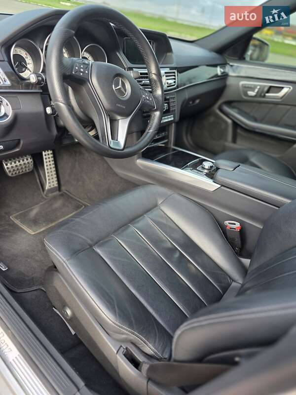 Седан Mercedes-Benz E-Class 2013 в Умані