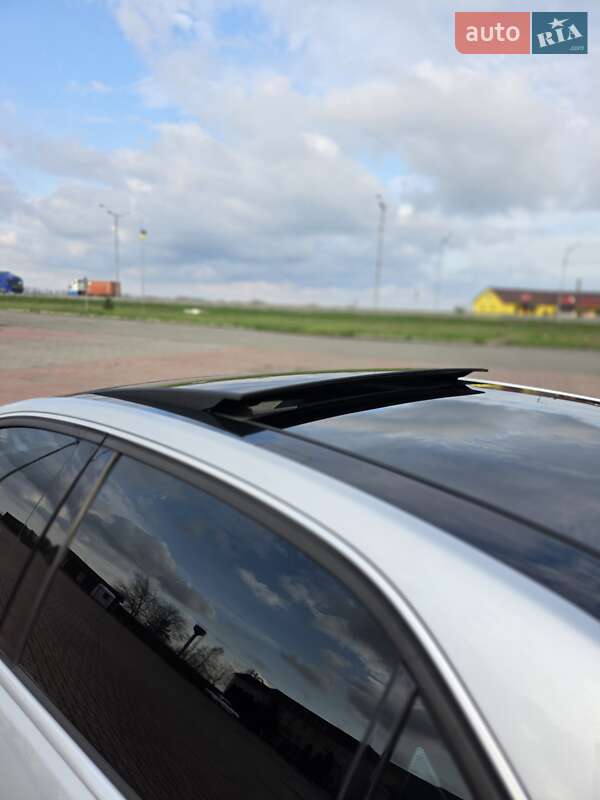 Седан Mercedes-Benz E-Class 2013 в Умані