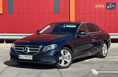 Седан Mercedes-Benz E-Class 2017 в 