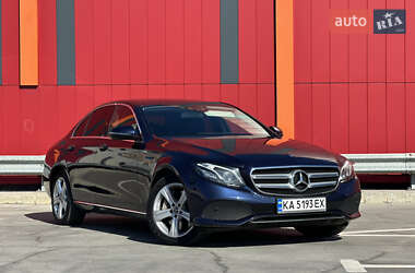 Седан Mercedes-Benz E-Class 2017 в 