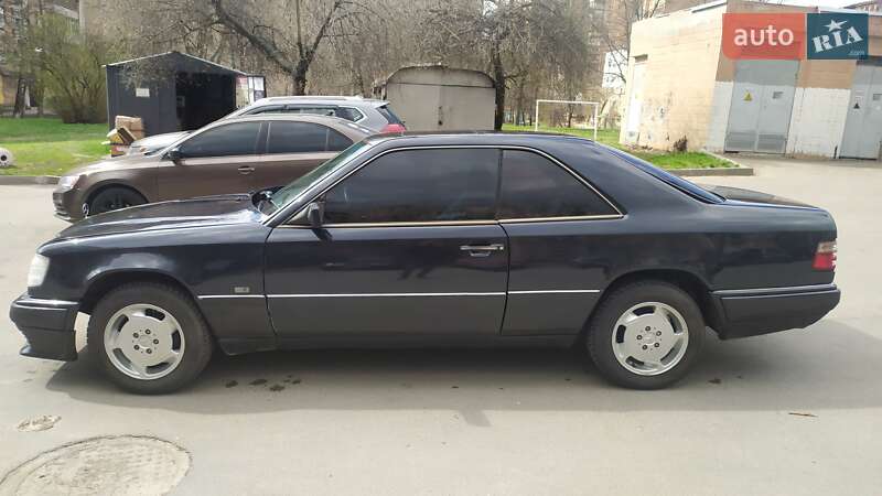 Купе Mercedes-Benz E-Class 1995 в Харькове