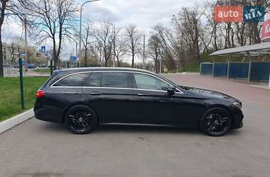 Универсал Mercedes-Benz E-Class 2017 в 