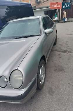 Седан Mercedes-Benz E-Class 1999 в 