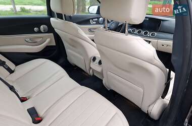 Седан Mercedes-Benz E-Class 2016 в 