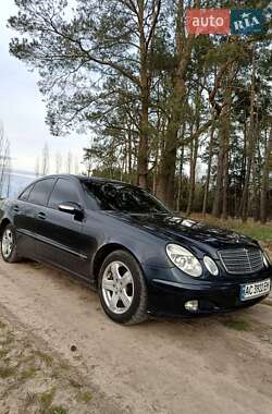 Седан Mercedes-Benz E-Class 2002 в 